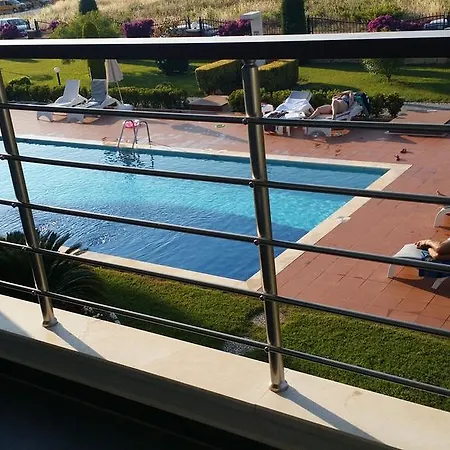 Agora Side